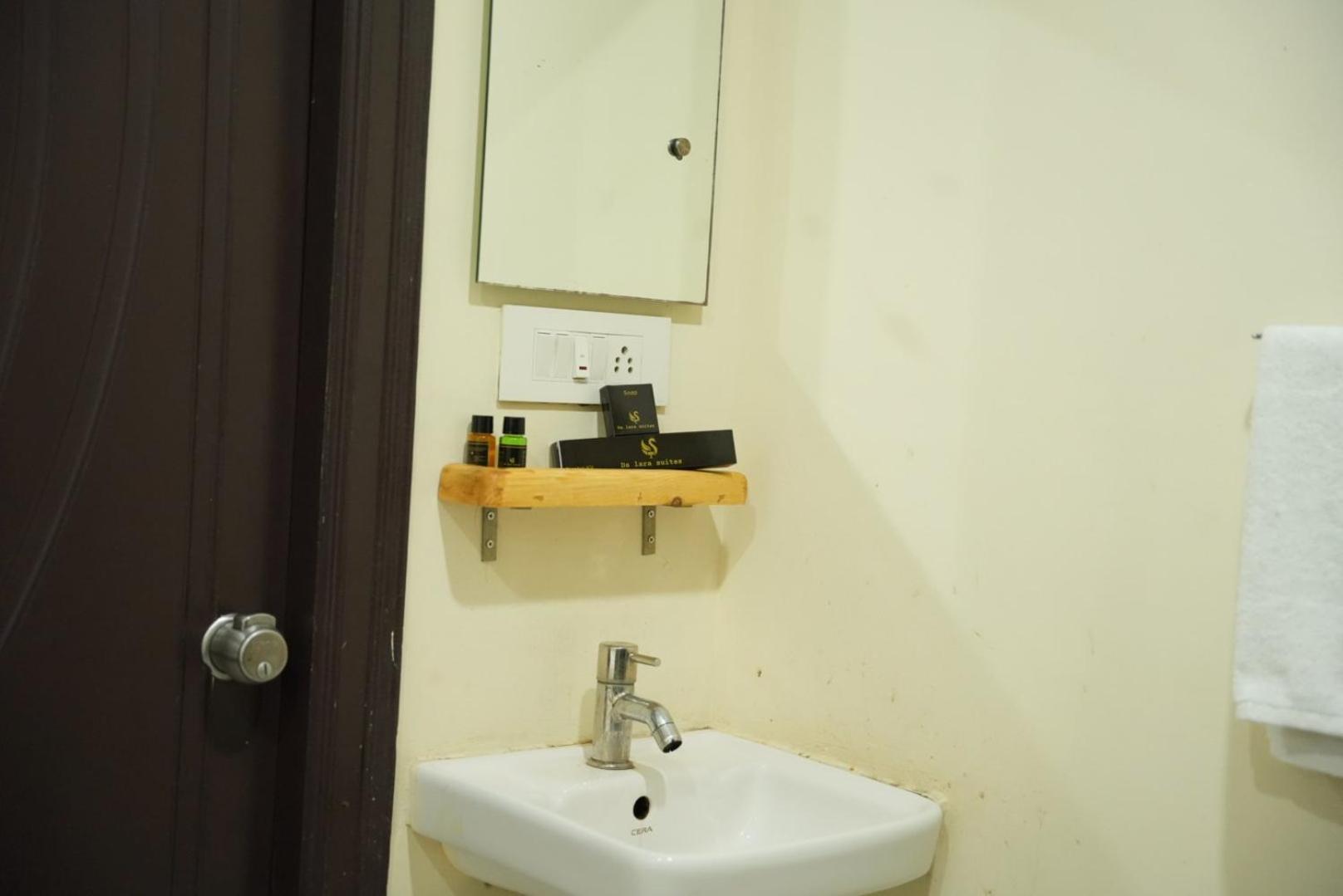 Kondapur  Da Lara Suites מראה חיצוני תמונה